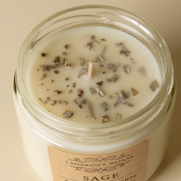 SAGE - White Sage Smudge Candle w Crushed Sage Leafs - 100% Soy Cleansing Candle - Picture 2 of 5